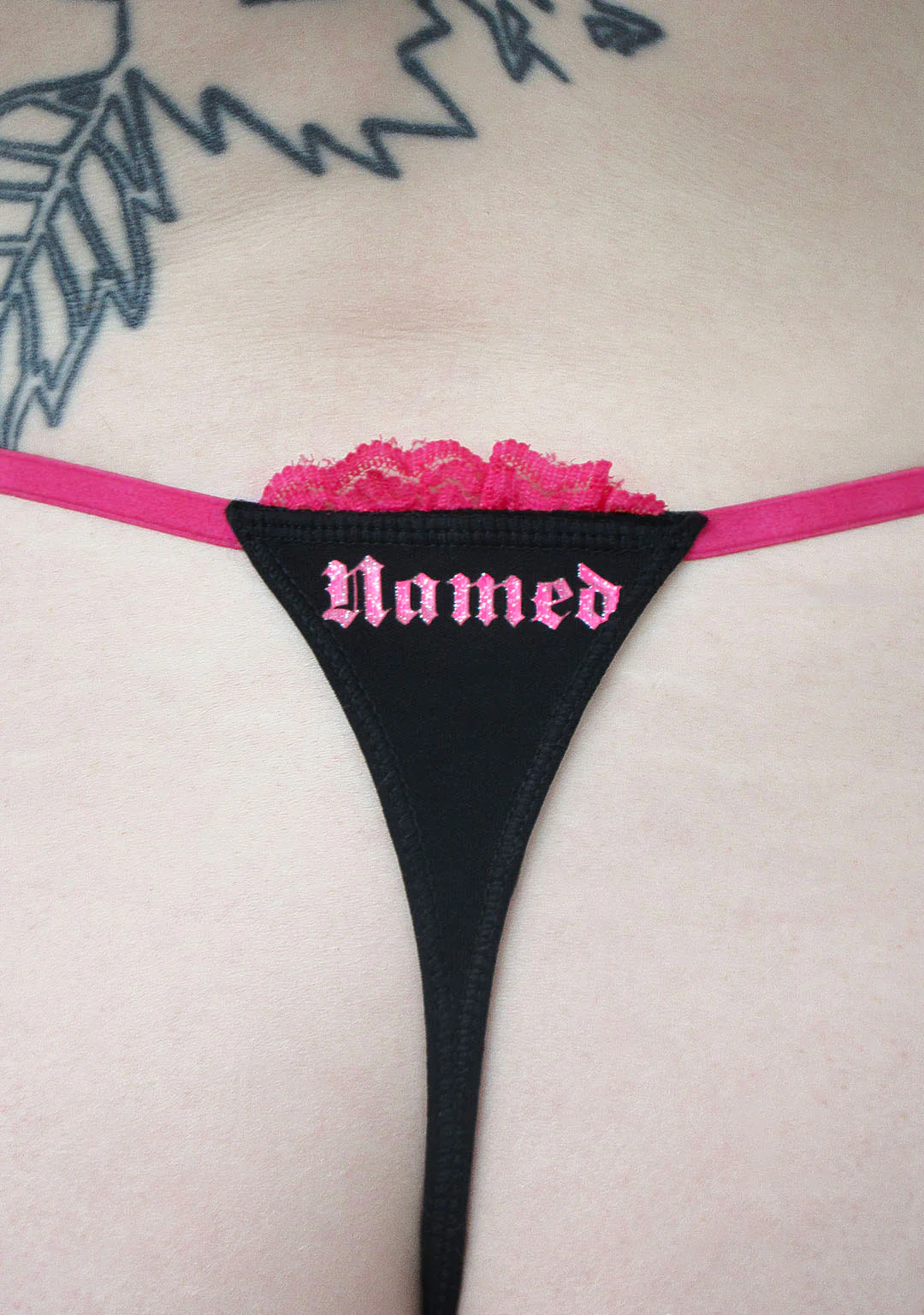 ACCEPTING TIPS RHINESTONE THONG BLACK - Image 4