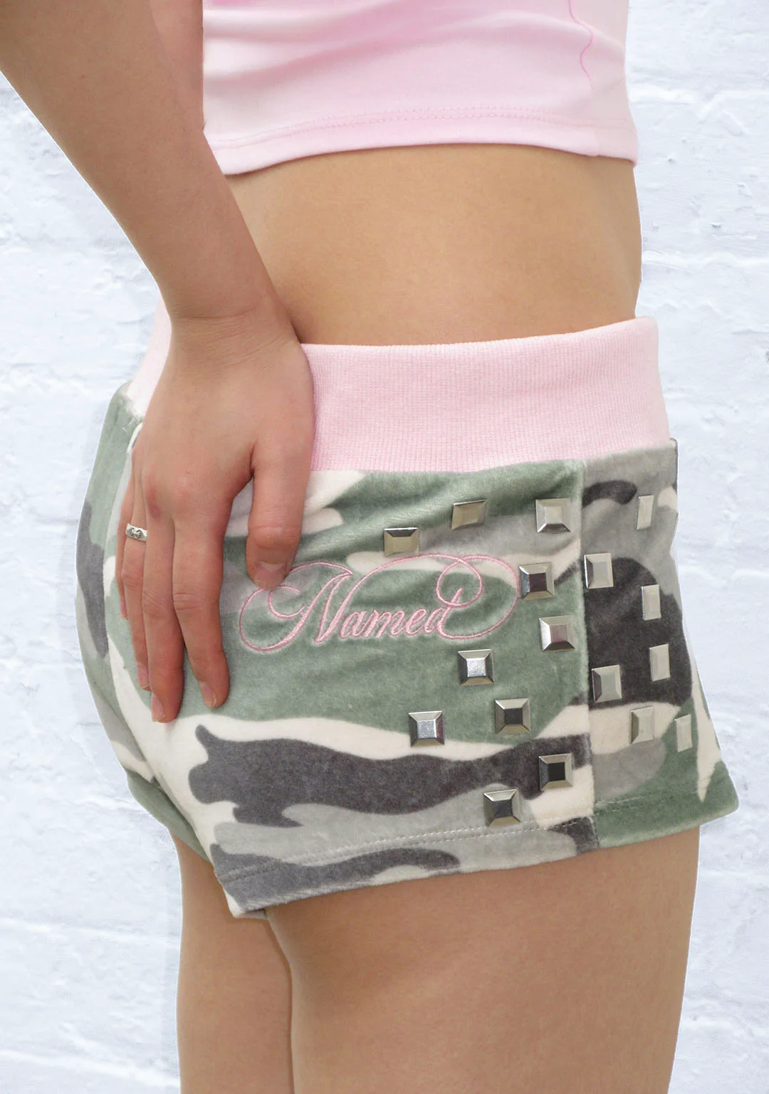 COLLIDE STUDDED VELOUR MICRO SHORTS CAMO - Image 6