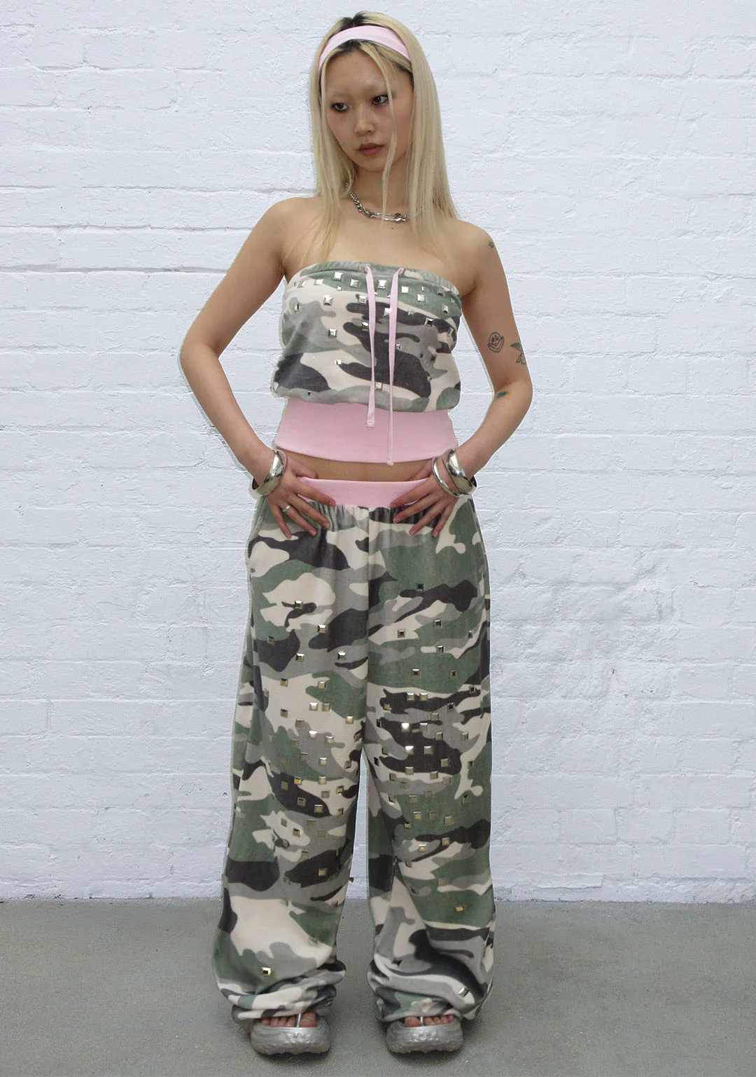 COLLIDE STUDDED VELOUR TUBE TOP CAMO - Image 3