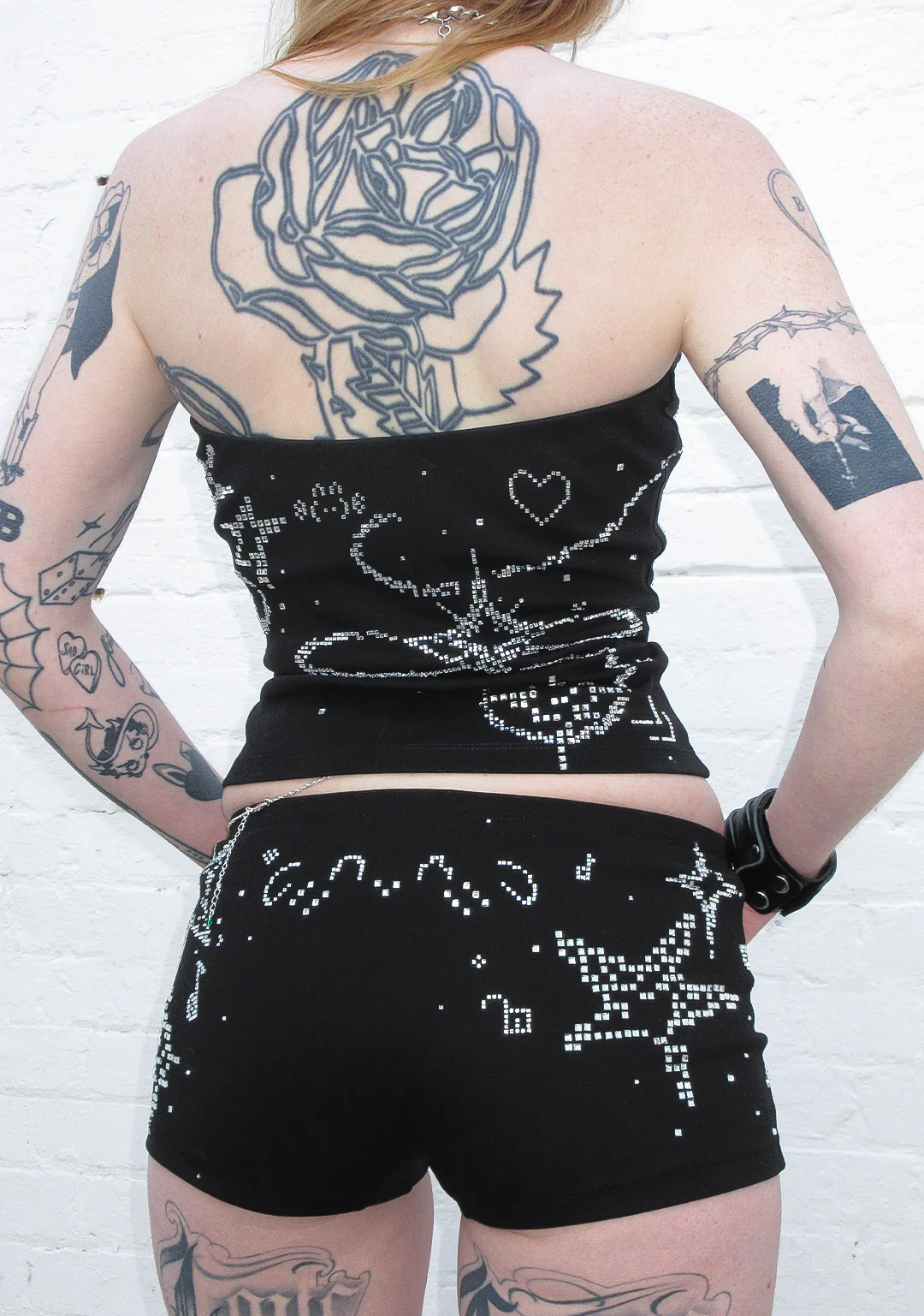 DREAMER RHINESTONE MICRO HOTPANT SHORTS BLACK - Image 4
