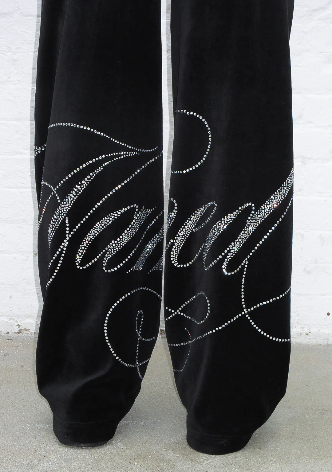 ENEMY RHINESTONE VELOUR SWEATPANTS BLACK - Image 4