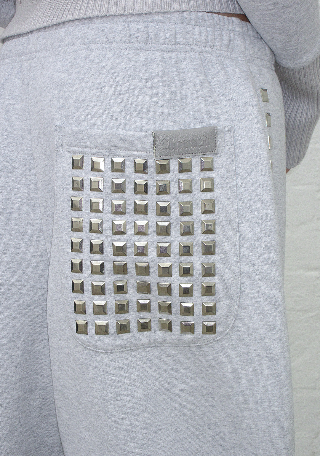 FAITHFUL STUDDED OVERSIZED SWEATPANTS GREY MARL - Image 5