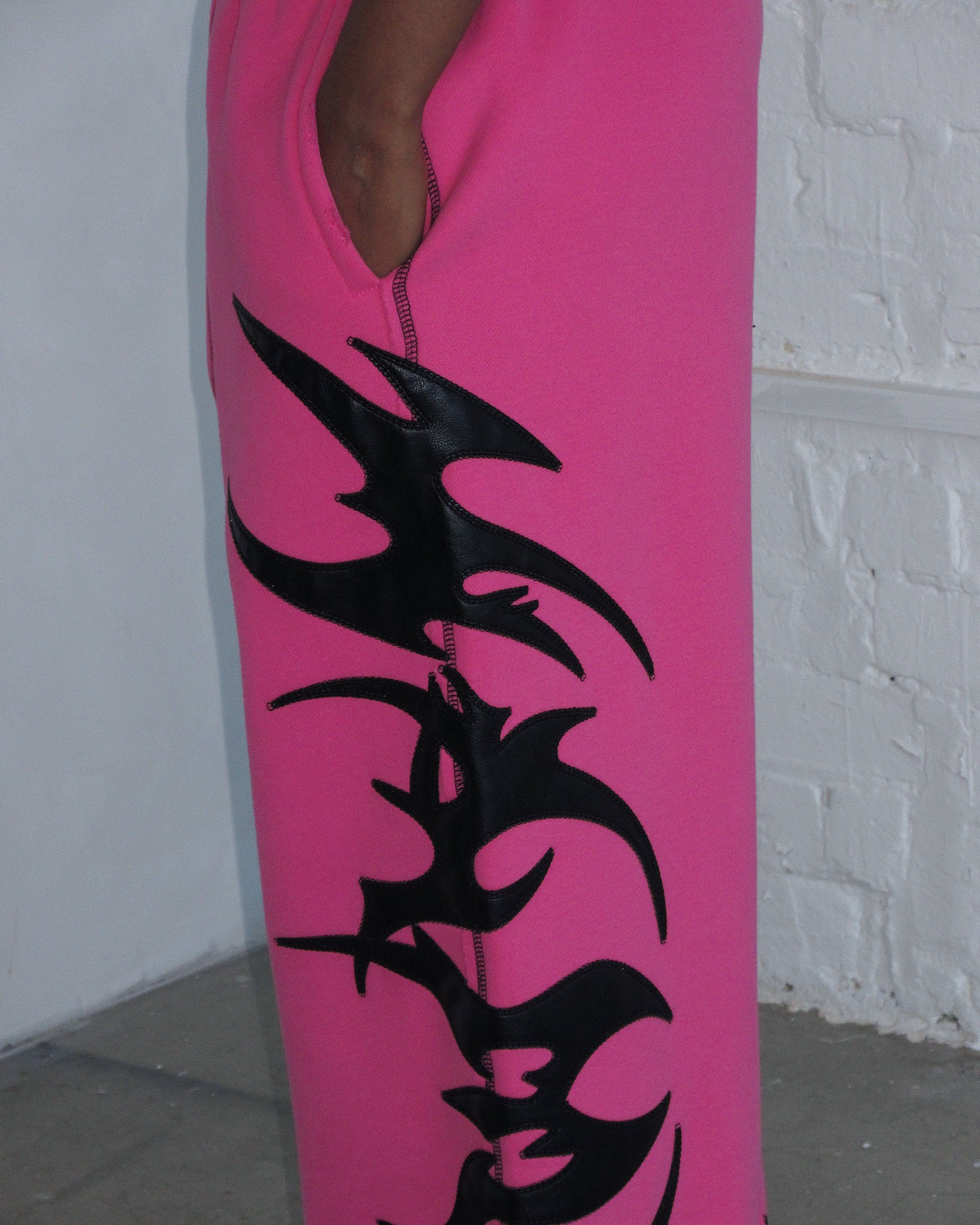 FLAME SWEATPANTS PINK POISON - Image 5