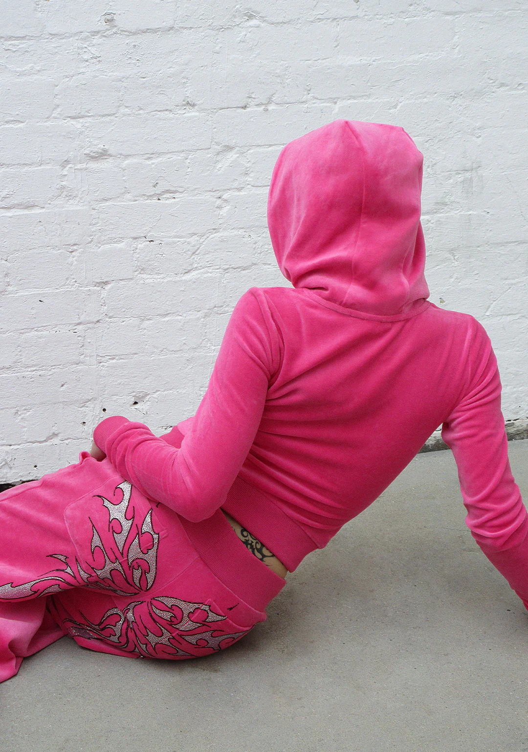 IDOL RHINESTONE VELOUR FITTED ZIP HOODIE HOT PINK - Image 6