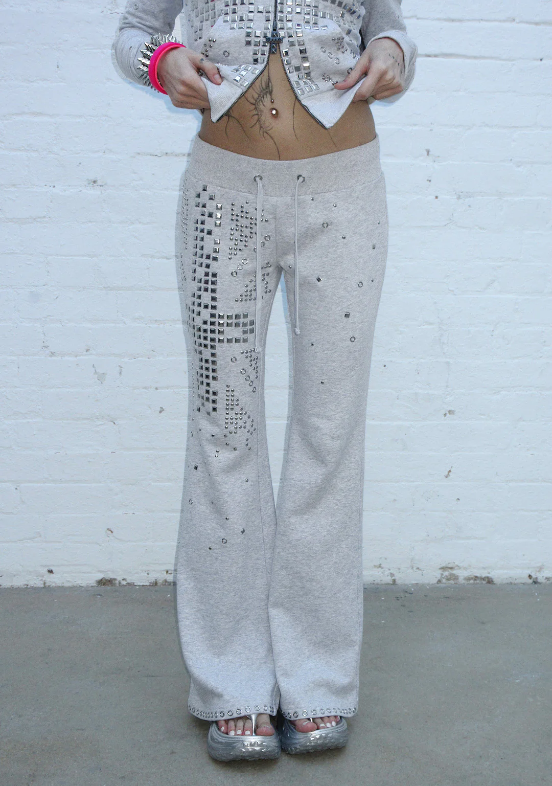 KNIGHT STUDDED FITTED PANTS GREY MARL - Image 4
