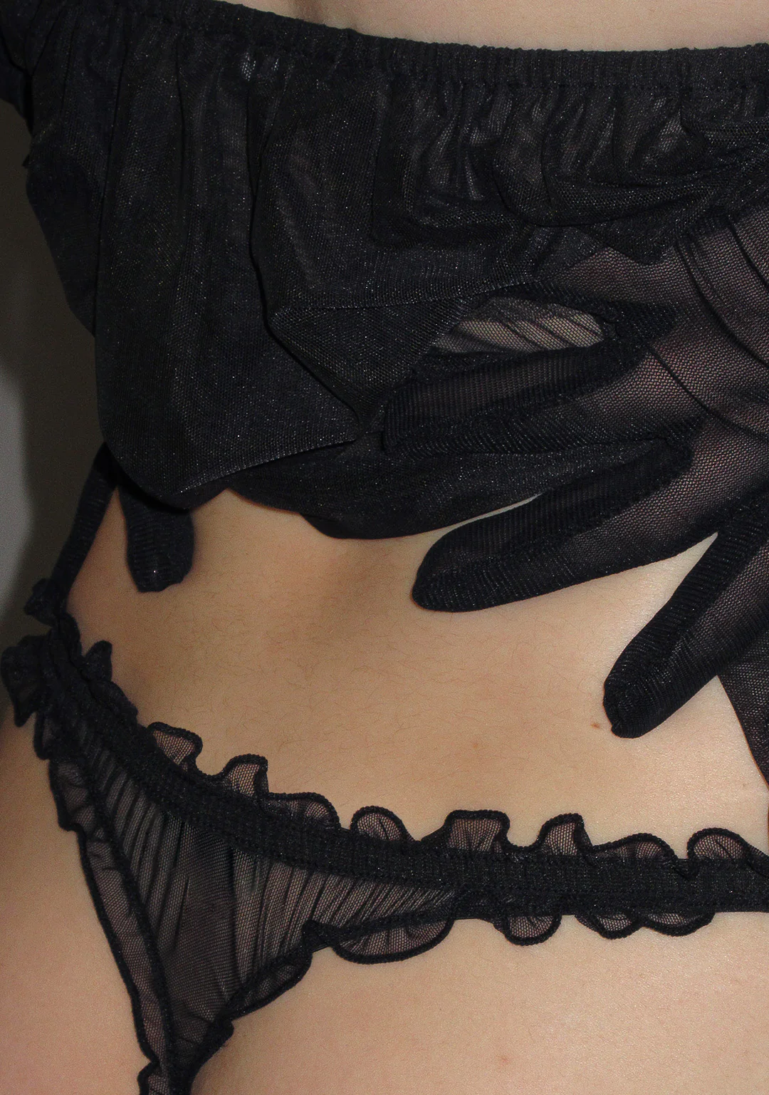 LOVEBITE SHEER MESH SCRUNCH THONG BLACK - Image 3