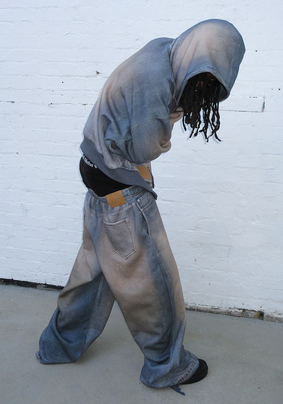 OFF GRID DENIM EFFECT OVERSIZED SWEATPANTS WASHED BLUE - Image 3