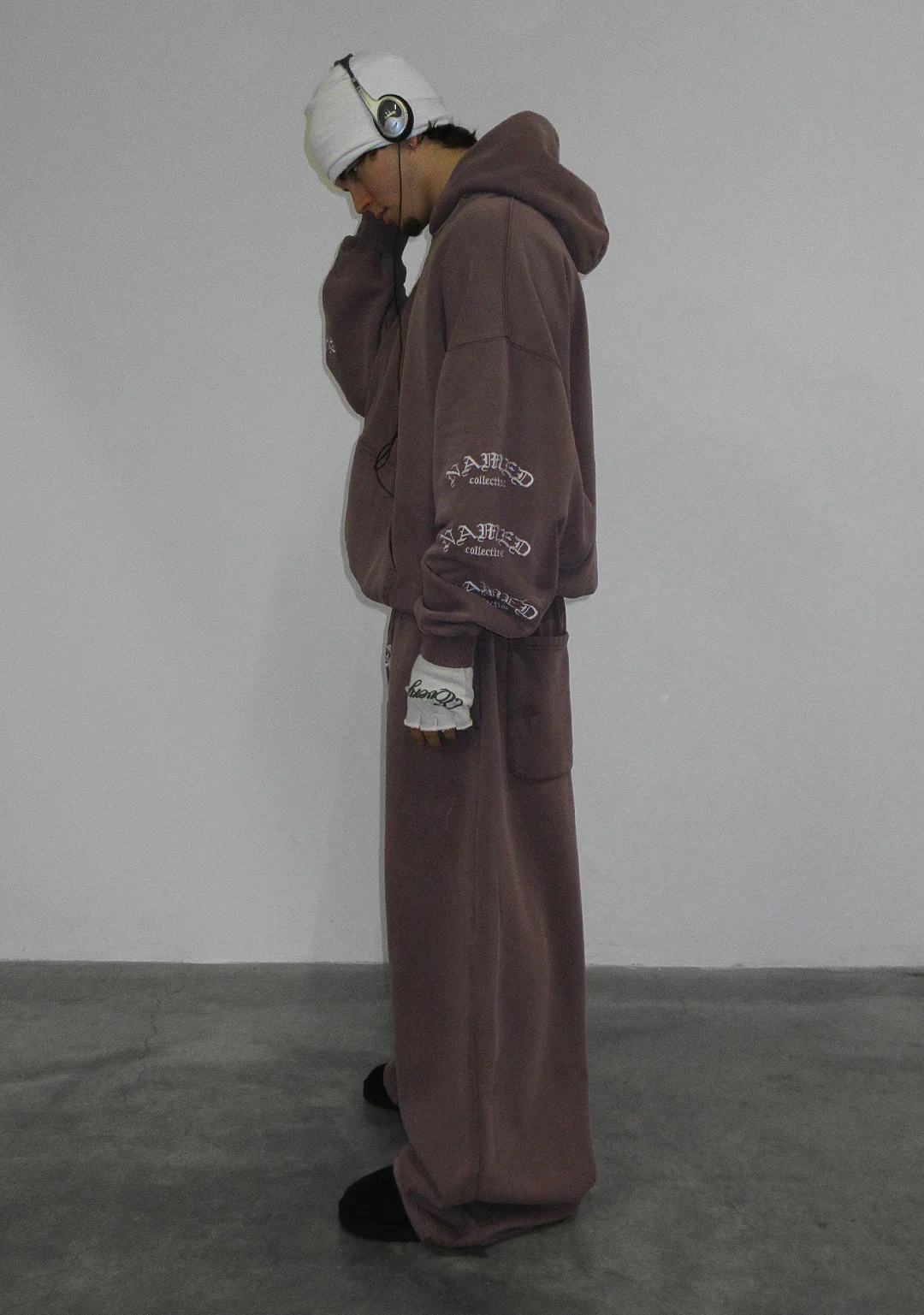 OLD ENGLISH OVERSIZED SWEATPANTS WASHED MAUVE - Image 3