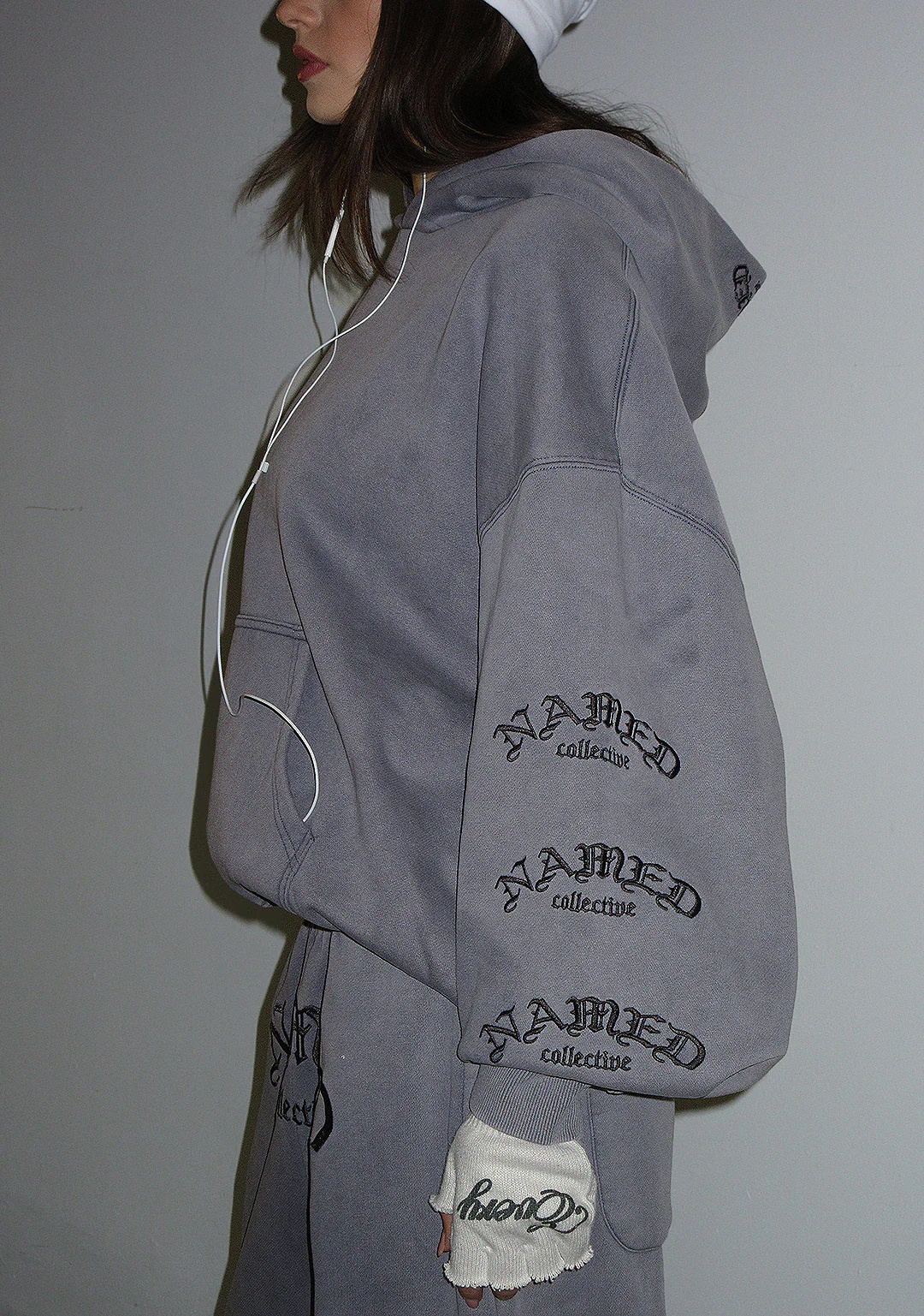 OLD ENGLISH PULLOVER HOODIE WASHED VINTAGE GREY - Image 4