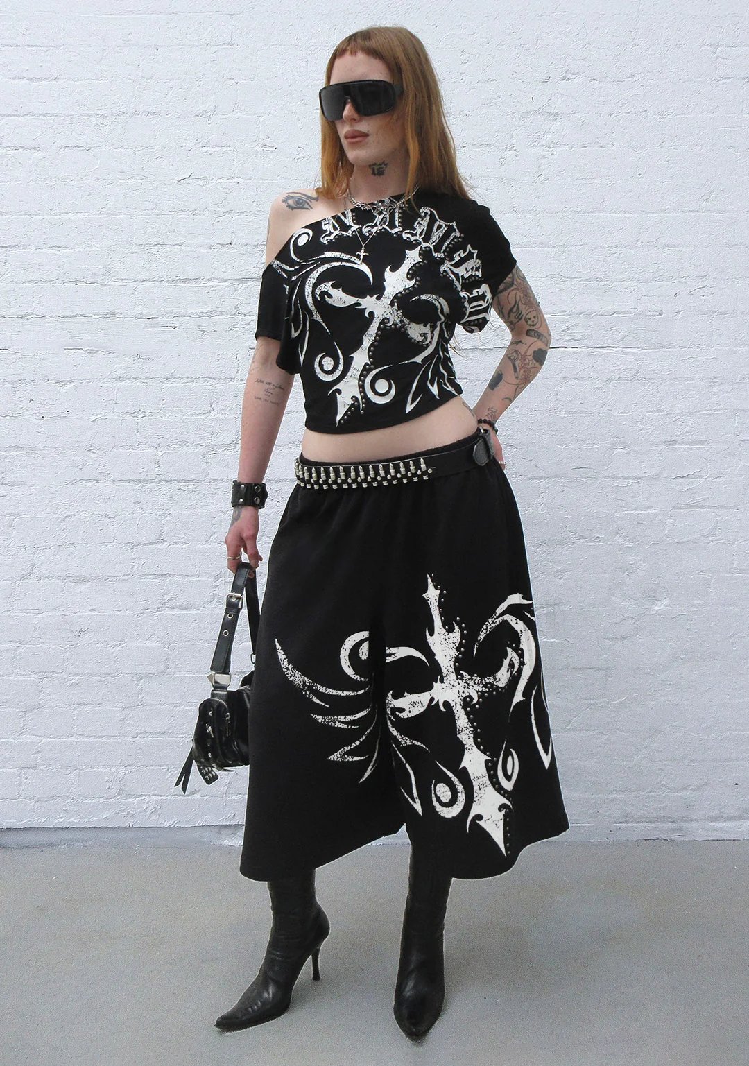 OUTLAW OFF THE SHOULDER TOP BLACK - Image 5