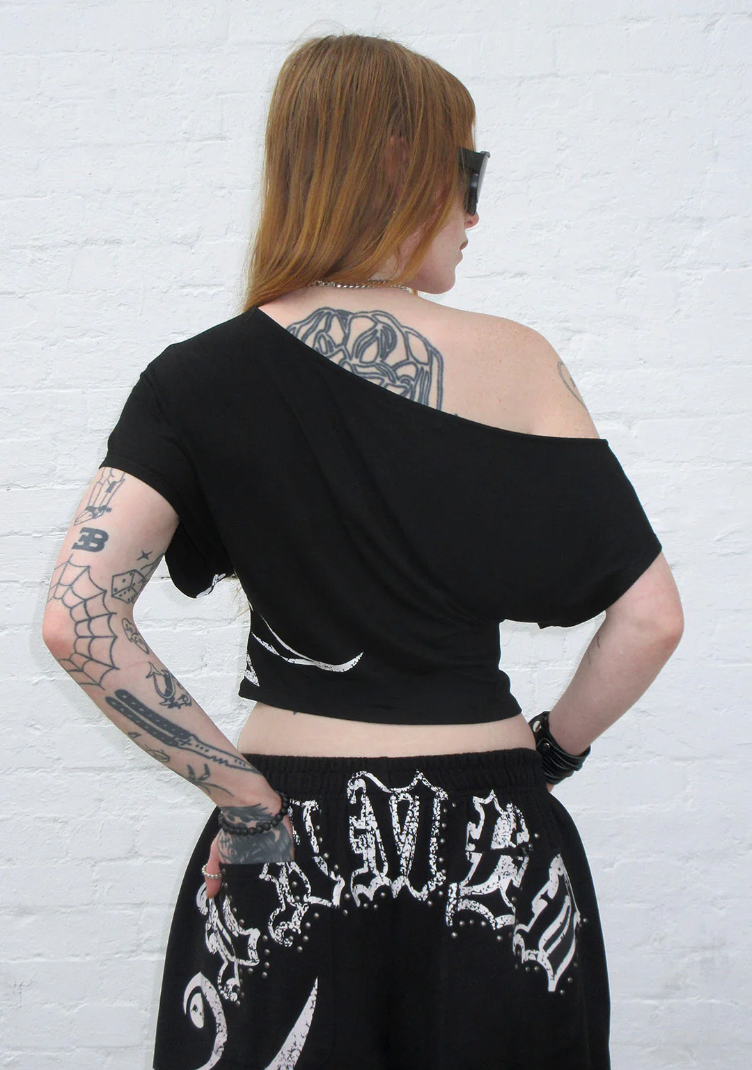 OUTLAW OFF THE SHOULDER TOP BLACK - Image 6
