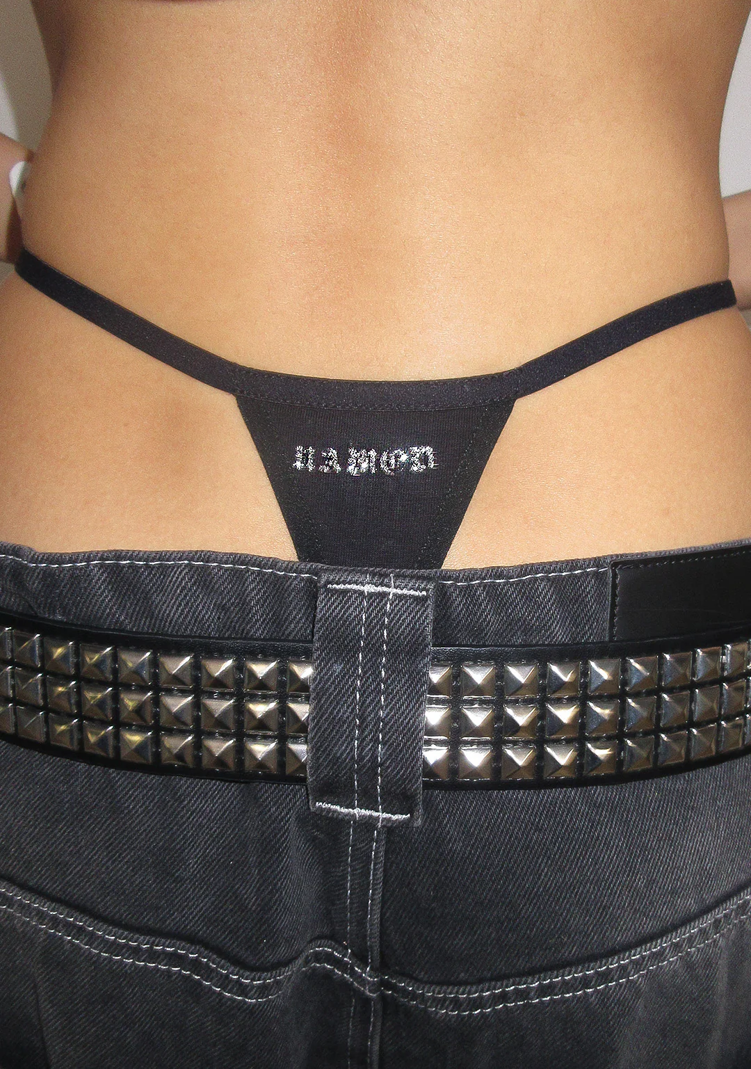 RISK SILHOUETTE THONG BLACK - Image 3