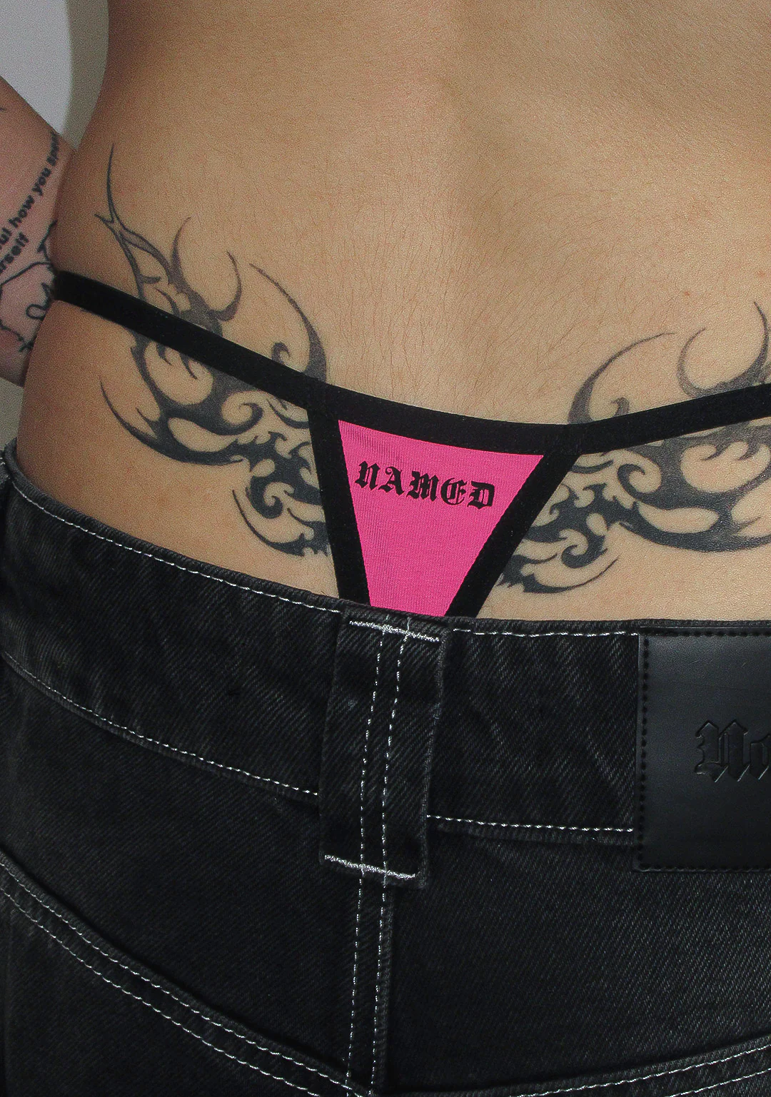 RISK SILHOUETTE THONG HOT PINK - Image 3