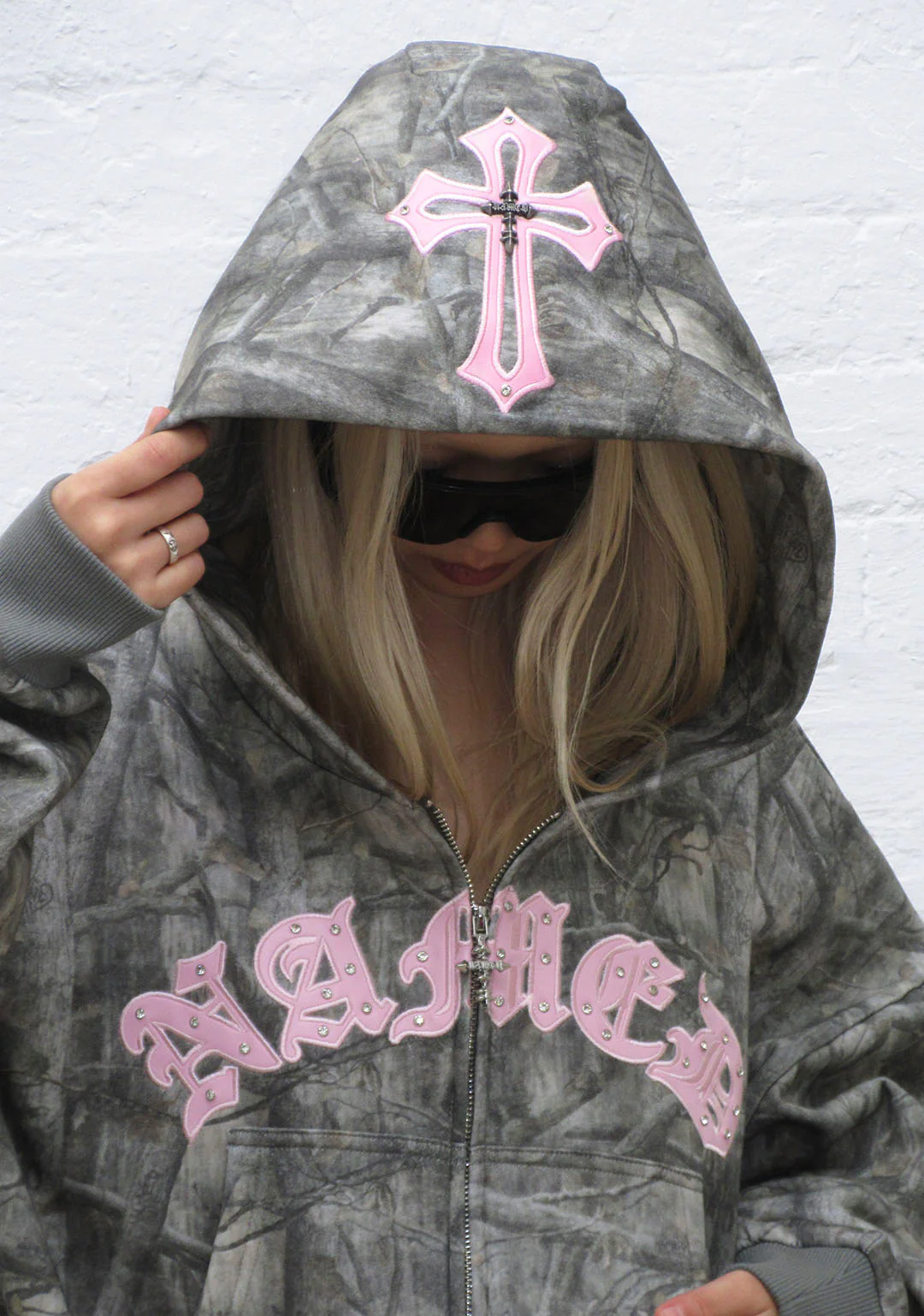 SPOILT CROP ZIP HOODIE TREE CAMO - Image 5