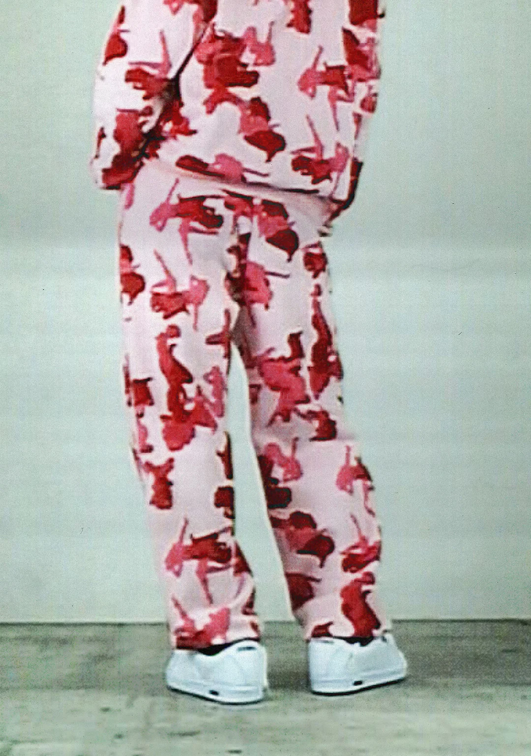 UNREALISTIC IDEALS CAMO ZIP HOODIE CANDY - Image 3