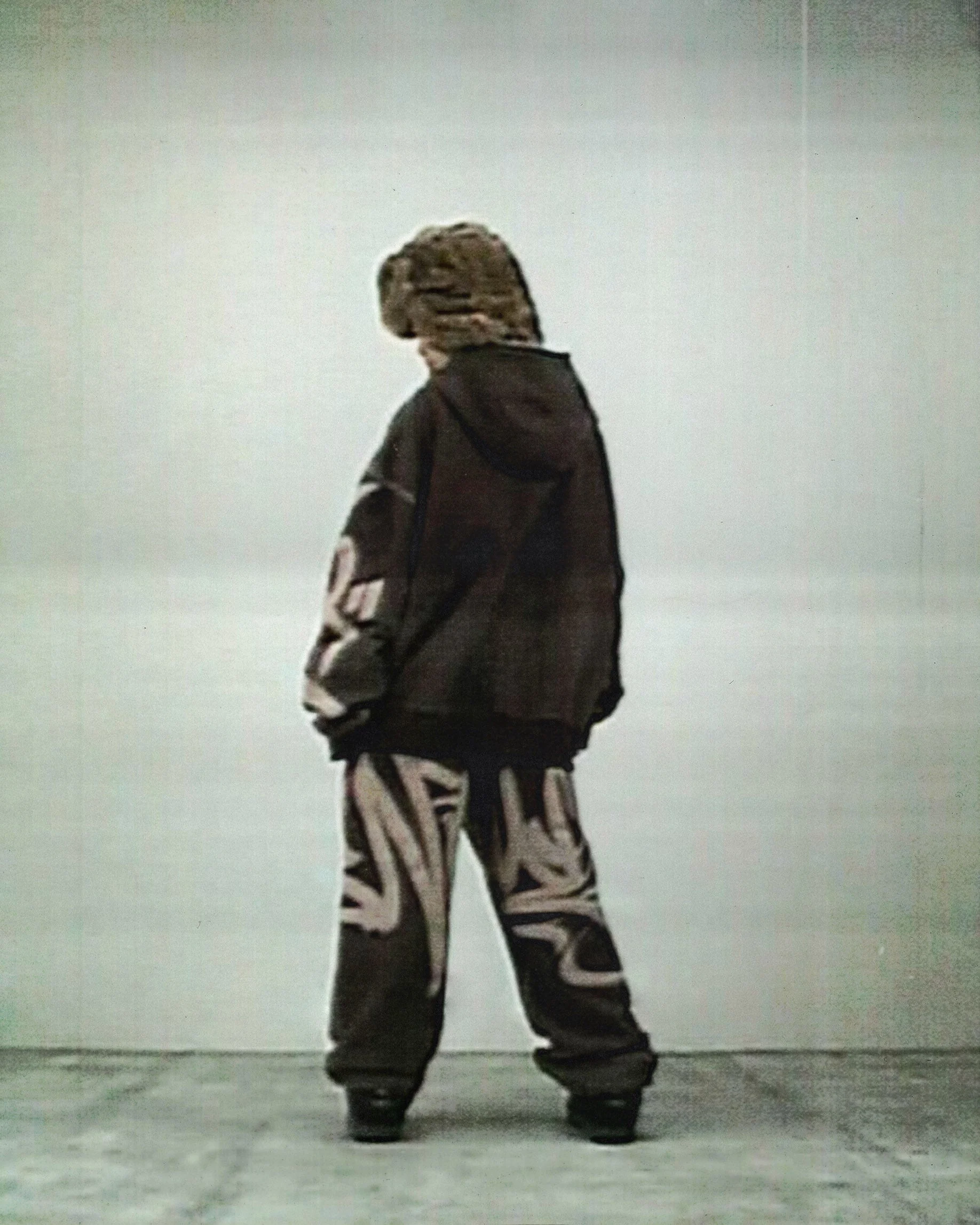 VANDALISM ZIP HOODIE BURNT TAUPE - Image 3