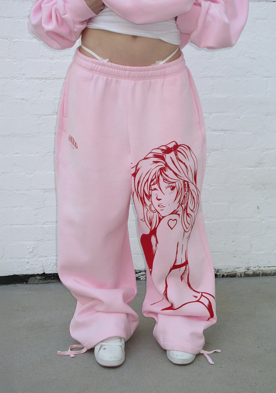 X-RATED OVERSIZED SWEATPANTS BABY PINK - Image 4